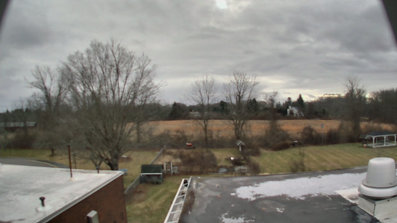 Thumbnail for current weather camera view from John M Moriarty ES in Norwich, Connecticut