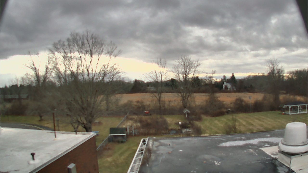 Thumbnail for current weather camera view from John M Moriarty ES in Norwich, Connecticut