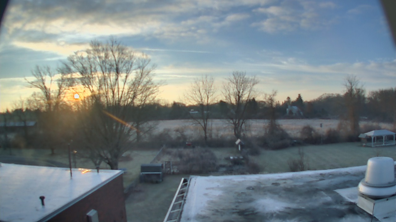 Thumbnail for current weather camera view from John M Moriarty ES in Norwich, Connecticut