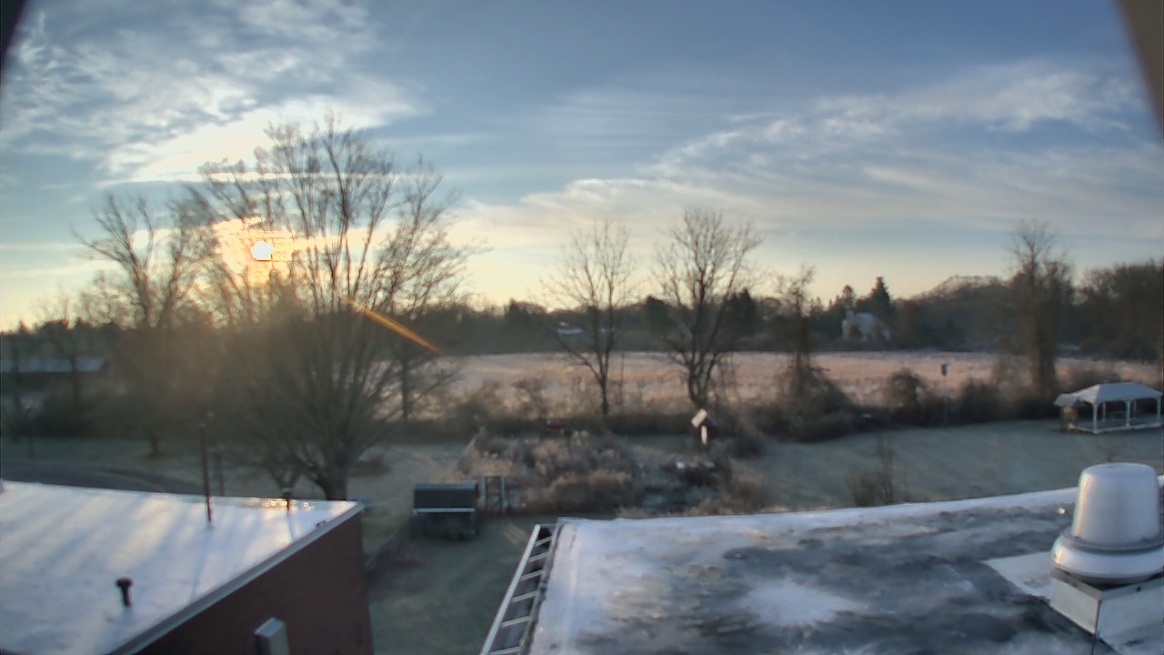 Thumbnail for current weather camera view from John M Moriarty ES in Norwich, Connecticut