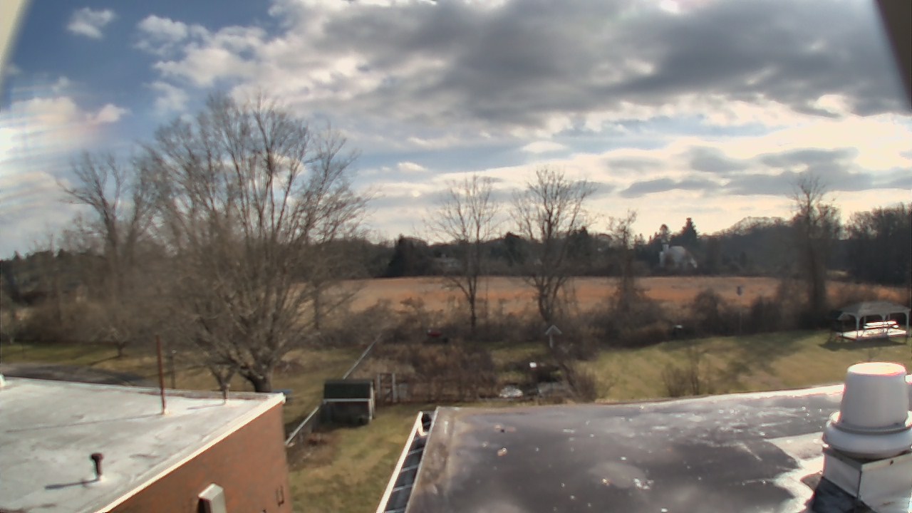 Thumbnail for current weather camera view from John M Moriarty ES in Norwich, Connecticut