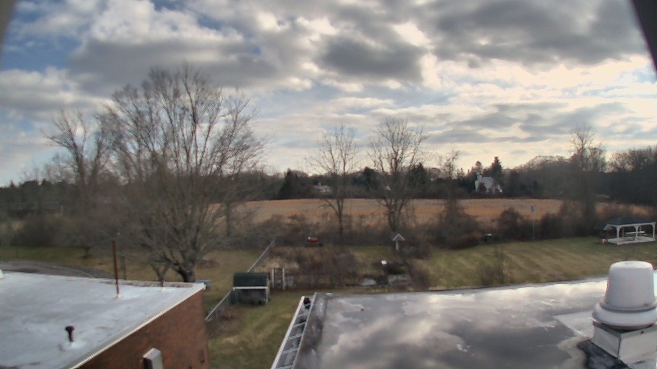 Thumbnail for current weather camera view from John M Moriarty ES in Norwich, Connecticut