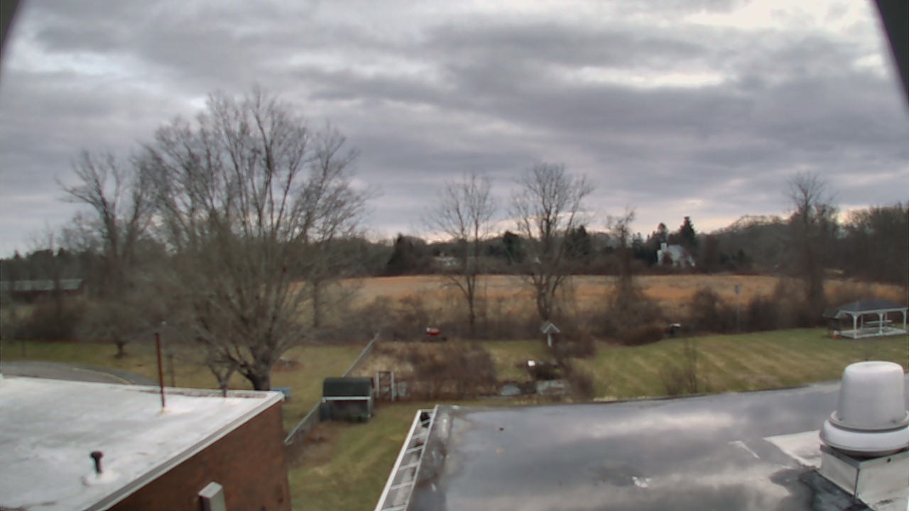 Thumbnail for current weather camera view from John M Moriarty ES in Norwich, Connecticut