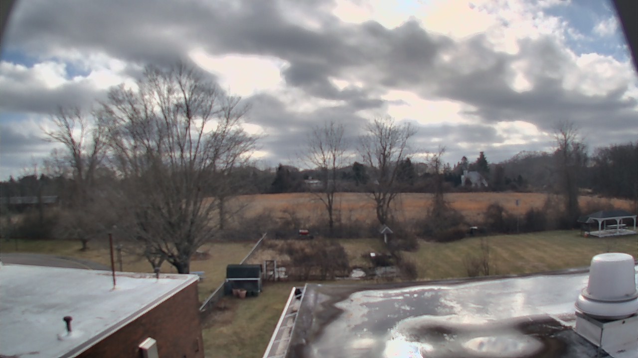 Thumbnail for current weather camera view from John M Moriarty ES in Norwich, Connecticut