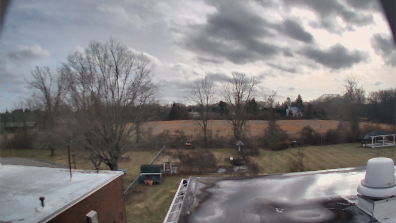 Thumbnail for current weather camera view from John M Moriarty ES in Norwich, Connecticut