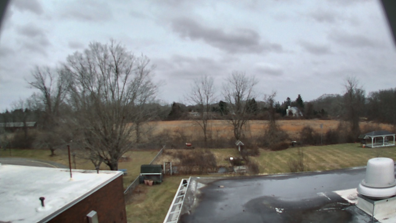 Thumbnail for current weather camera view from John M Moriarty ES in Norwich, Connecticut