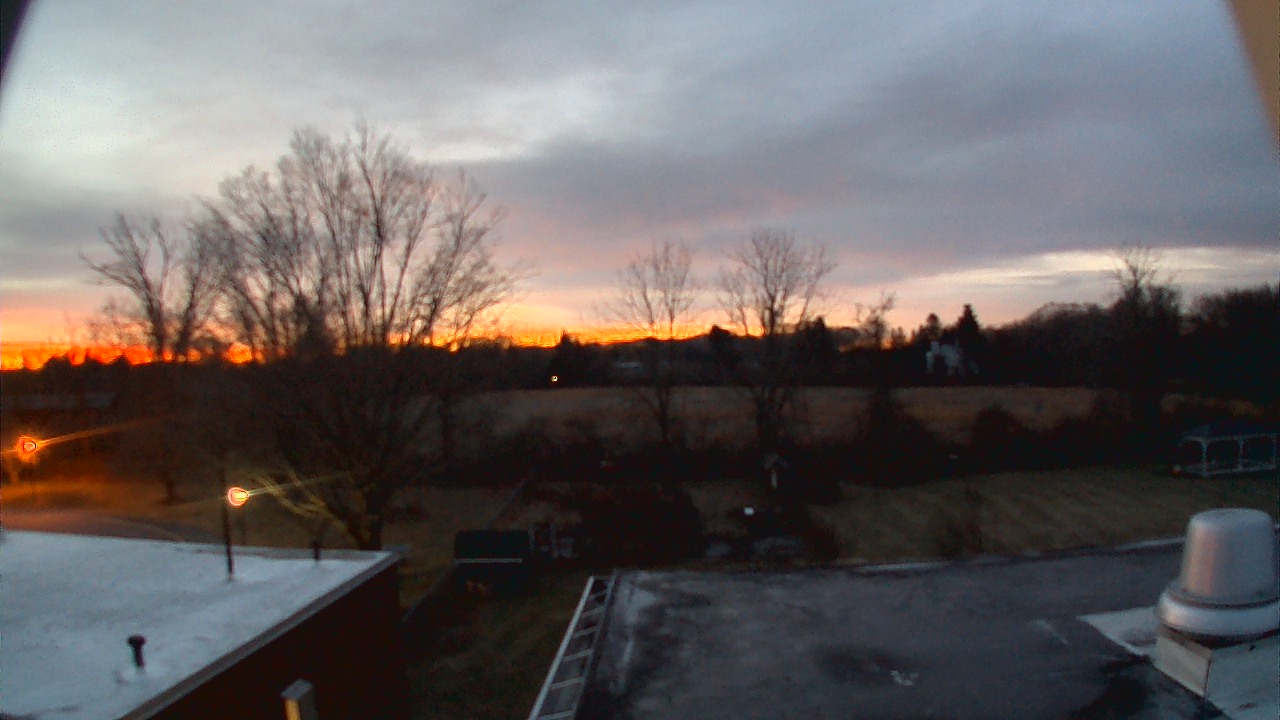 Thumbnail for current weather camera view from John M Moriarty ES in Norwich, Connecticut