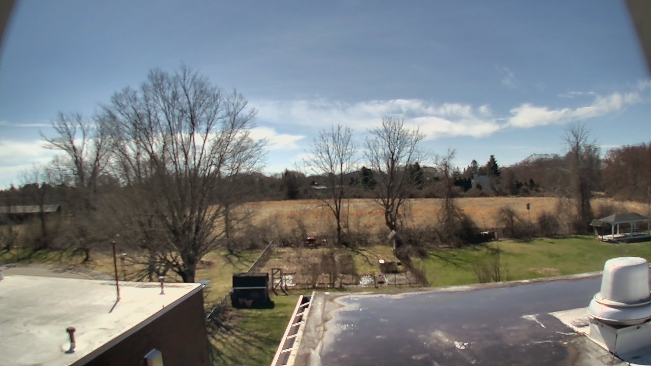 Thumbnail for current weather camera view from John M Moriarty ES in Norwich, Connecticut