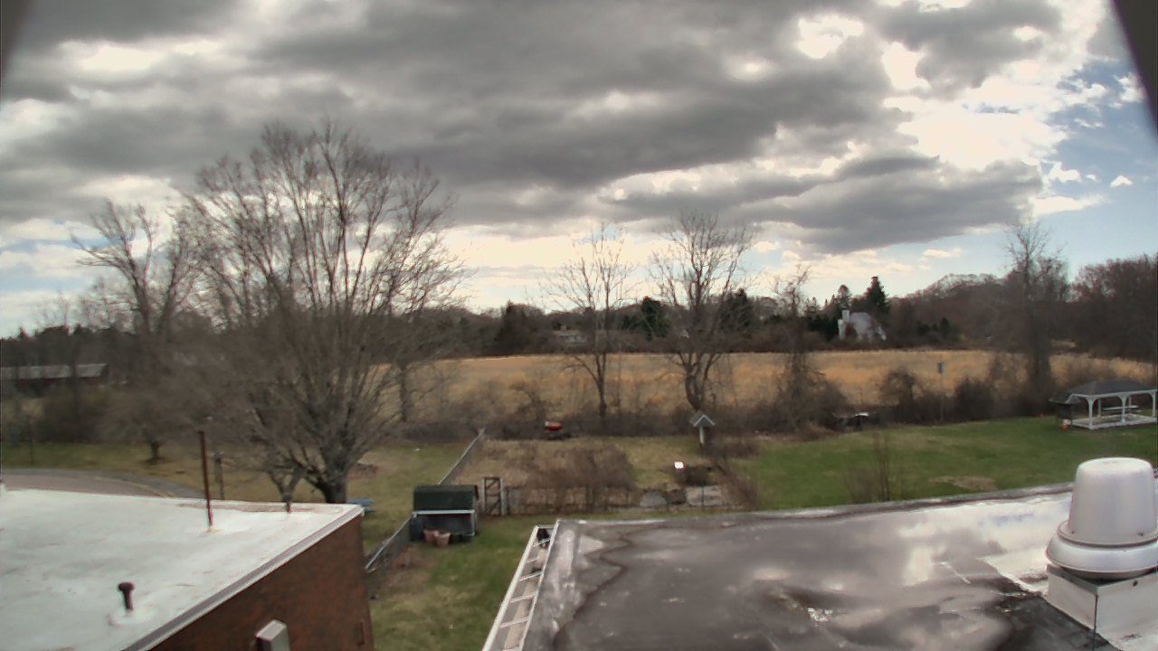 Thumbnail for current weather camera view from John M Moriarty ES in Norwich, Connecticut