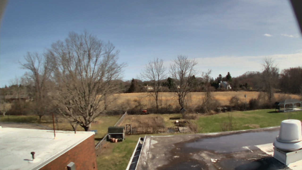 Thumbnail for current weather camera view from John M Moriarty ES in Norwich, Connecticut