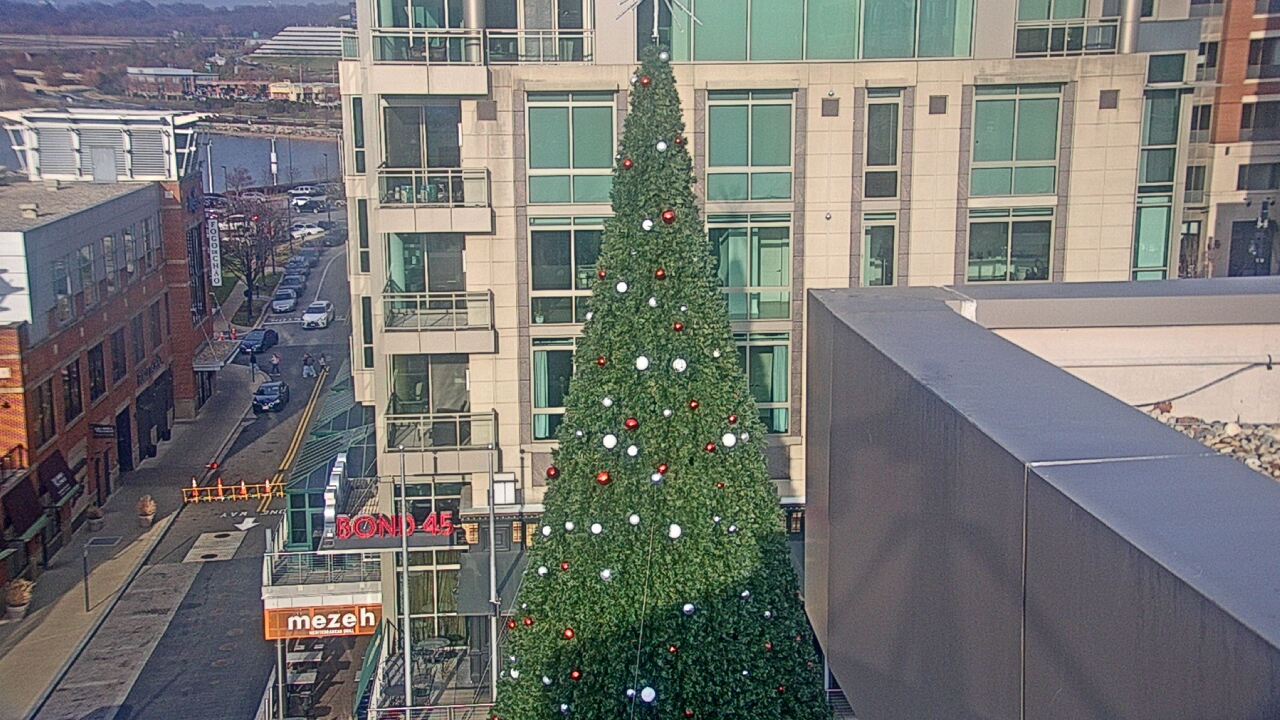 Thumbnail for current weather camera view from National Harbor in Oxon Hill, Maryland