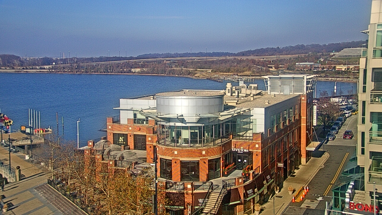 Thumbnail for current weather camera view from National Harbor in Oxon Hill, Maryland