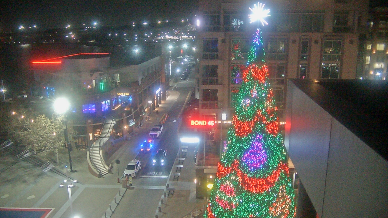 Thumbnail for current weather camera view from National Harbor in Oxon Hill, Maryland