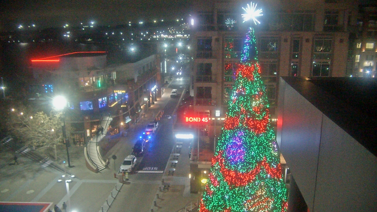 Thumbnail for current weather camera view from National Harbor in Oxon Hill, Maryland