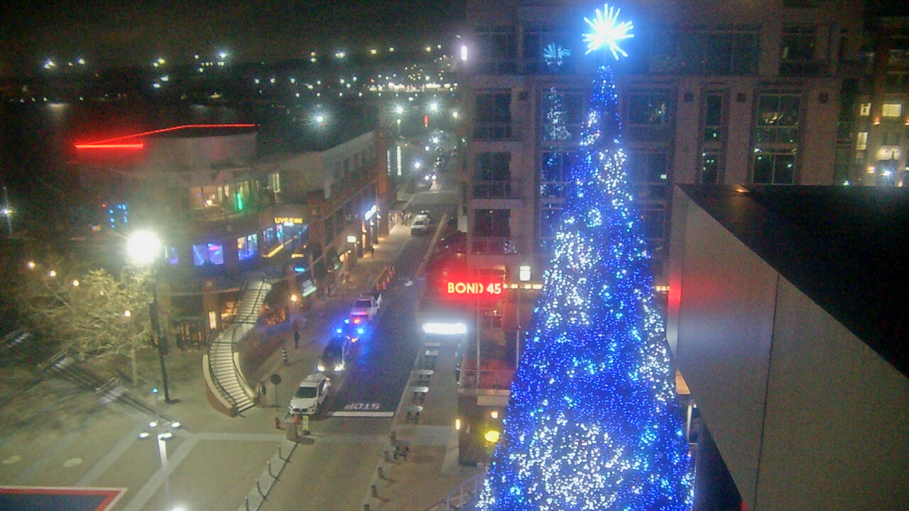 Thumbnail for current weather camera view from National Harbor in Oxon Hill, Maryland