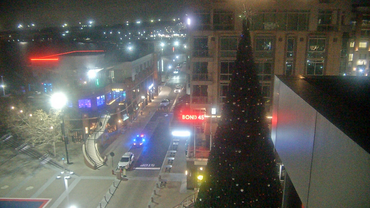 Thumbnail for current weather camera view from National Harbor in Oxon Hill, Maryland