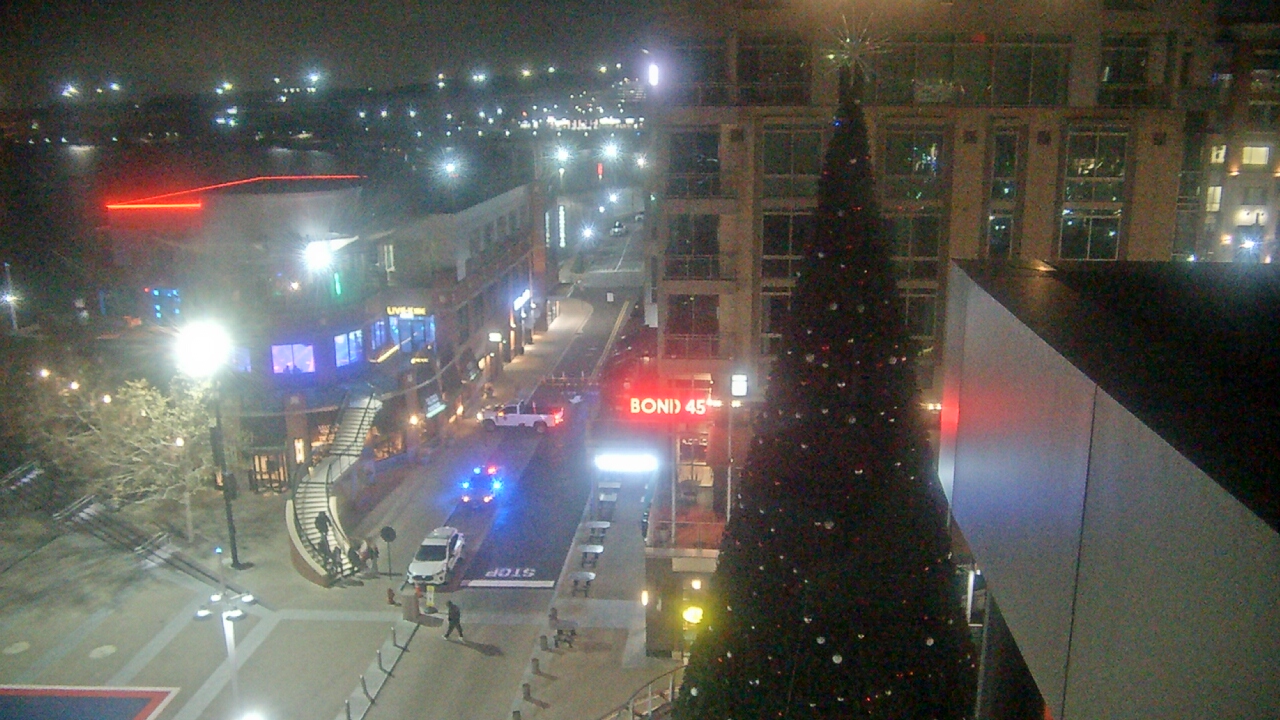 Thumbnail for current weather camera view from National Harbor in Oxon Hill, Maryland