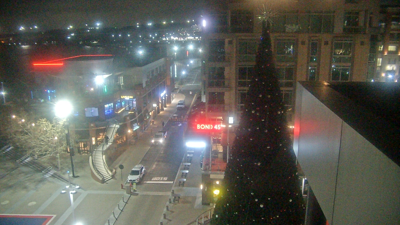 Thumbnail for current weather camera view from National Harbor in Oxon Hill, Maryland