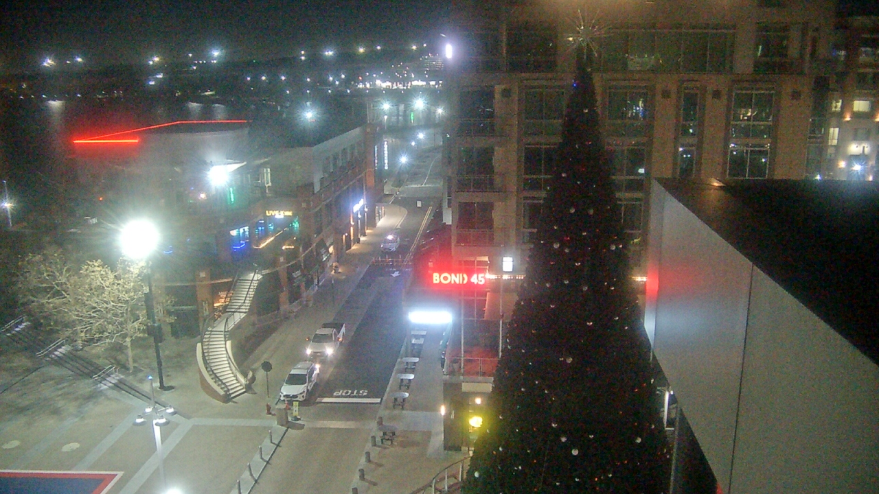 Thumbnail for current weather camera view from National Harbor in Oxon Hill, Maryland