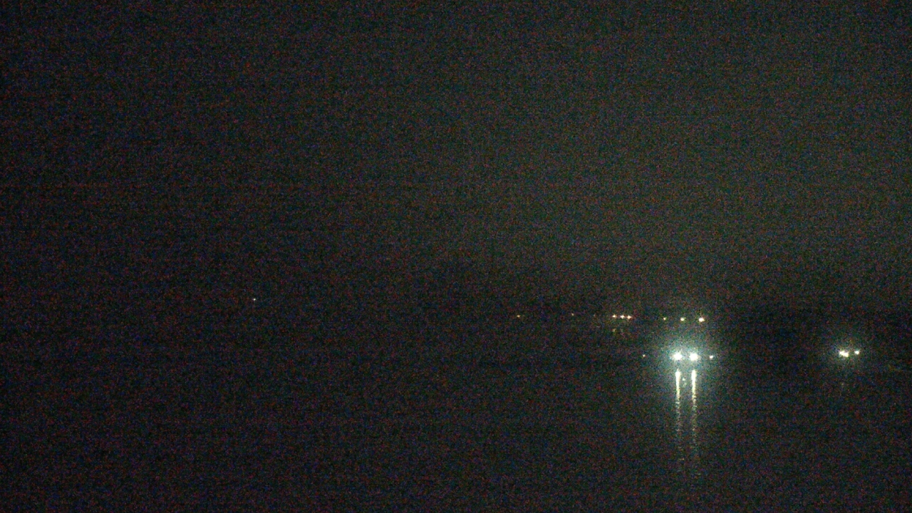 Thumbnail for current weather camera view from Northwestern University in Evanston, Illinois