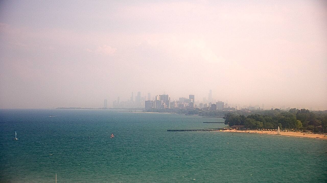 Thumbnail for current weather camera view from Northwestern University in Evanston, Illinois