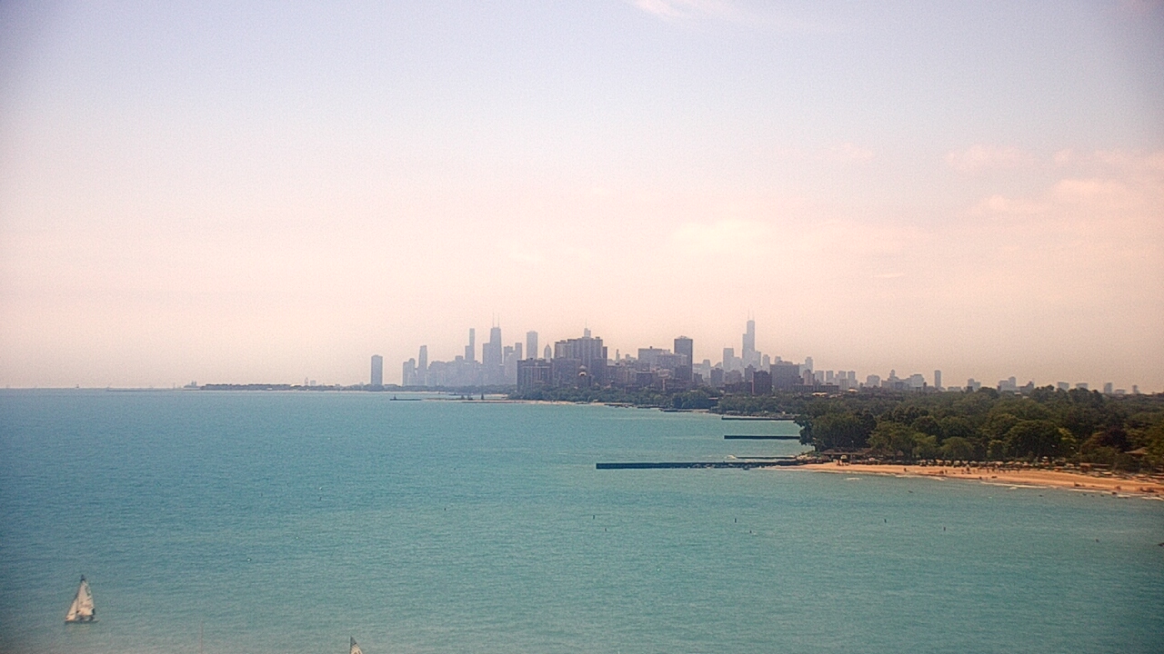 Thumbnail for current weather camera view from Northwestern University in Evanston, Illinois
