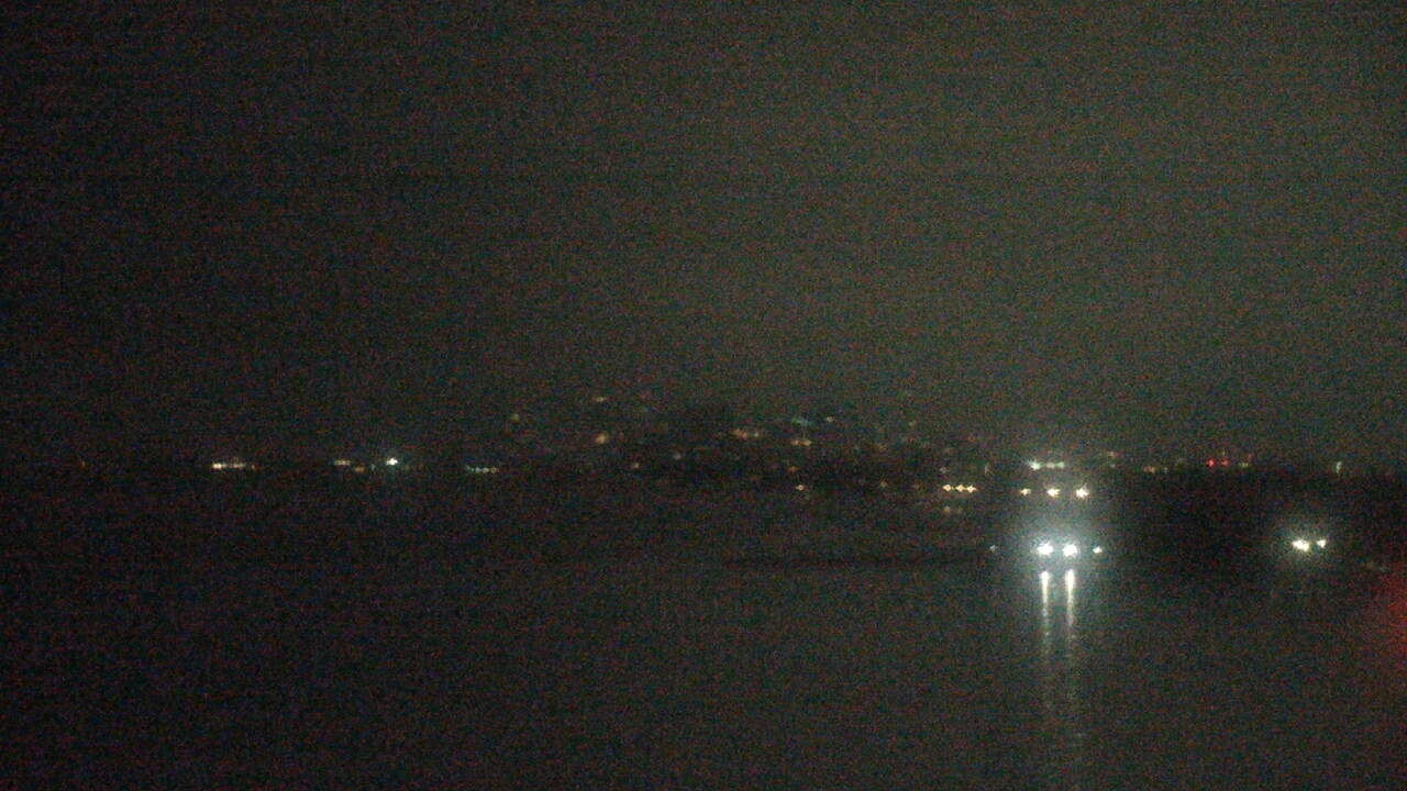 Thumbnail for current weather camera view from Northwestern University in Evanston, Illinois
