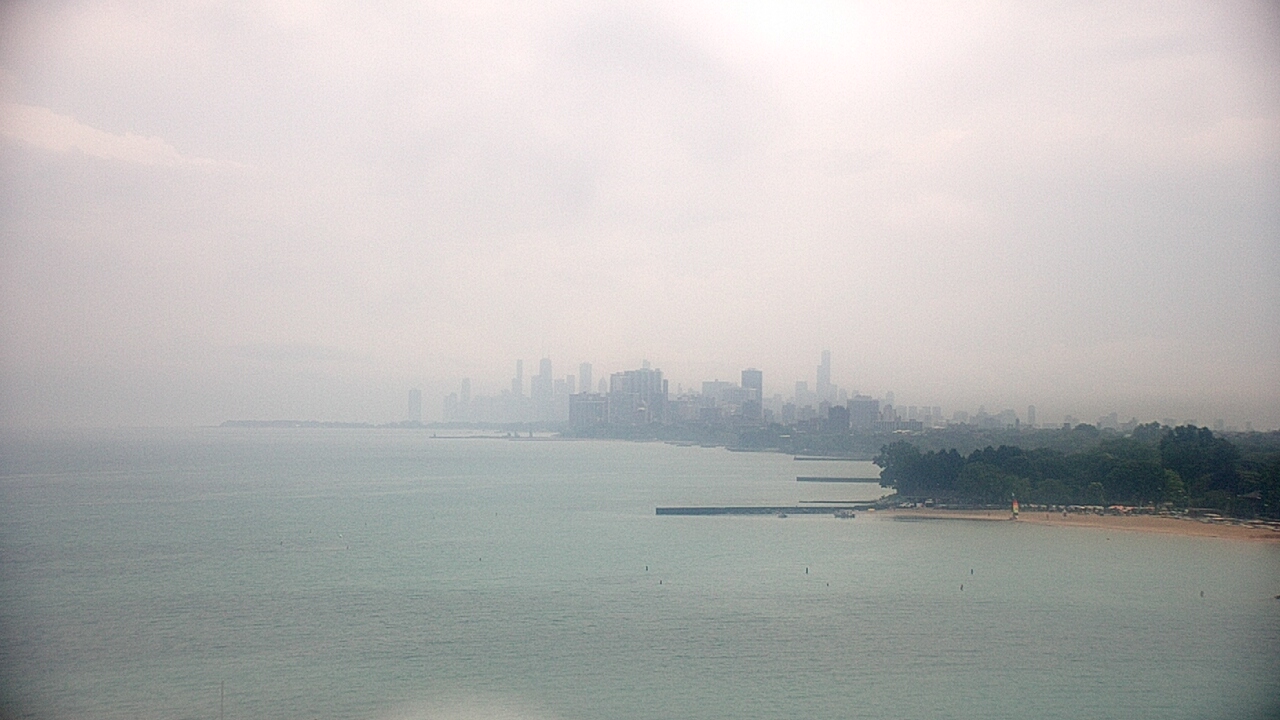 Thumbnail for current weather camera view from Northwestern University in Evanston, Illinois