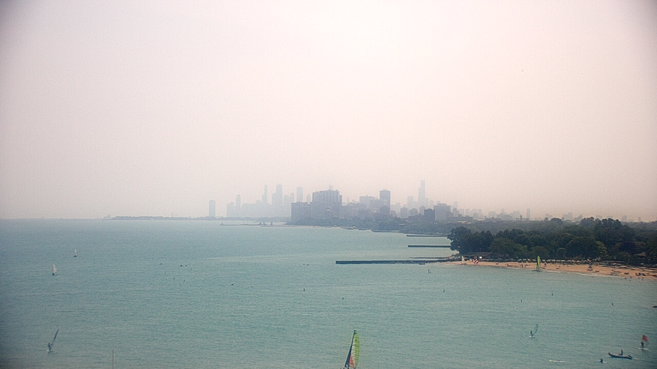 Thumbnail for current weather camera view from Northwestern University in Evanston, Illinois