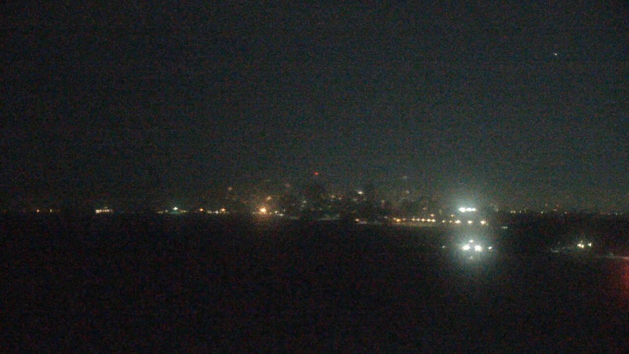 Thumbnail for current weather camera view from Northwestern University in Evanston, Illinois