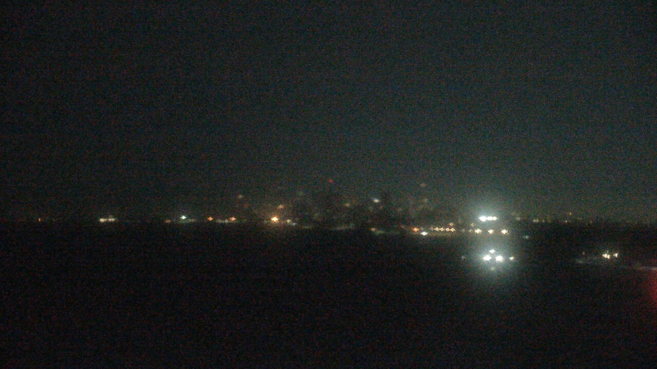 Thumbnail for current weather camera view from Northwestern University in Evanston, Illinois