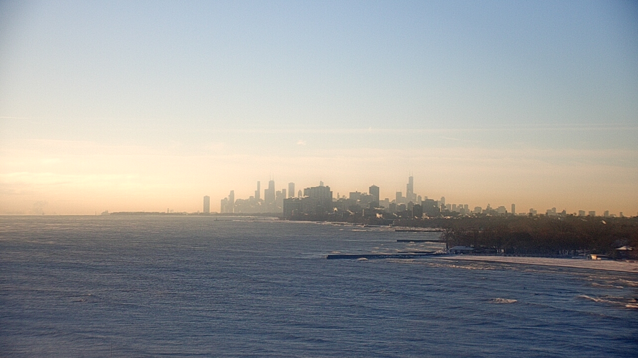 Thumbnail for current weather camera view from Northwestern University in Evanston, Illinois