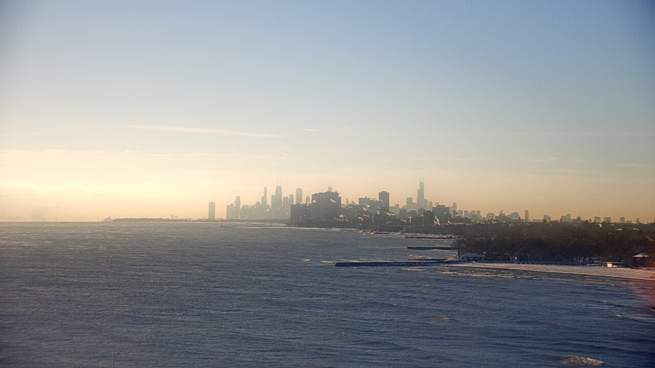 Thumbnail for current weather camera view from Northwestern University in Evanston, Illinois