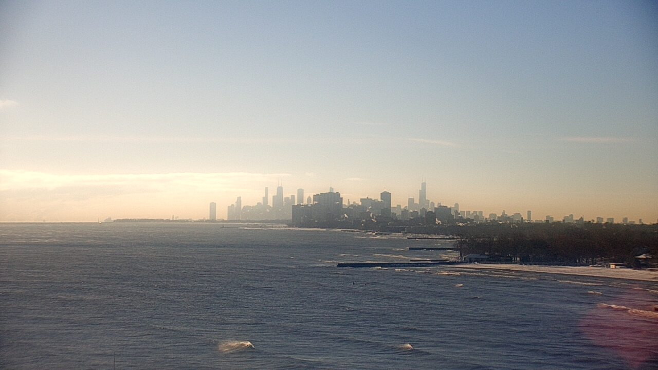 Thumbnail for current weather camera view from Northwestern University in Evanston, Illinois