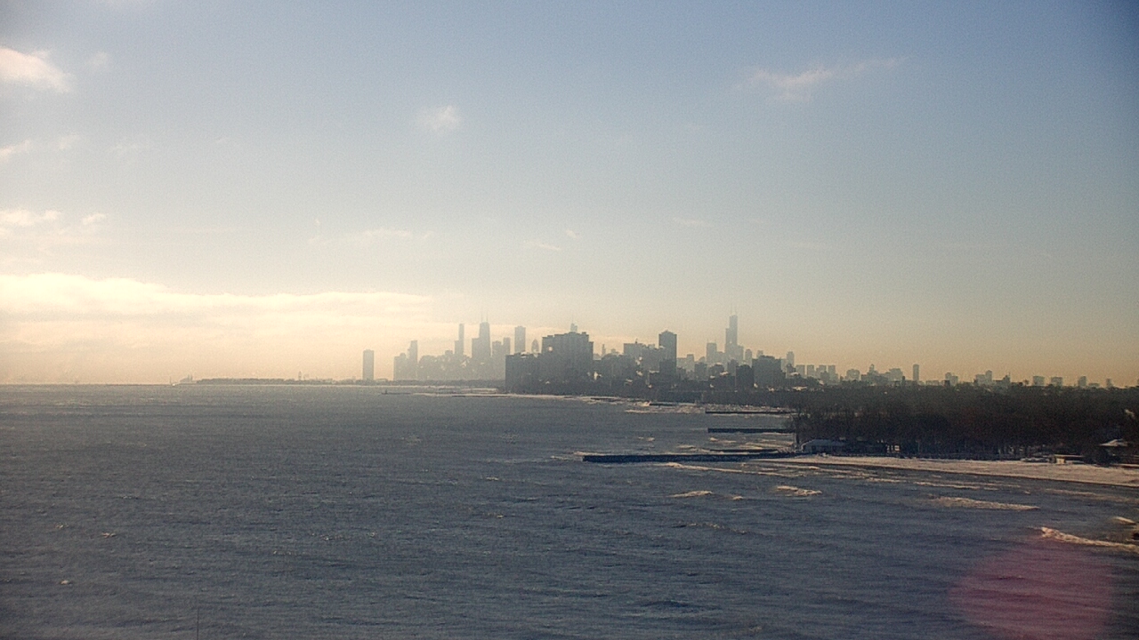Thumbnail for current weather camera view from Northwestern University in Evanston, Illinois