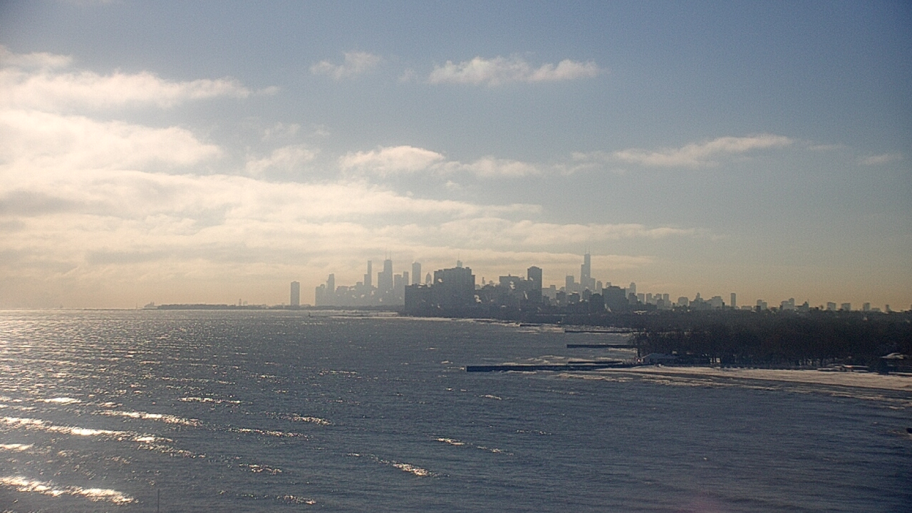 Thumbnail for current weather camera view from Northwestern University in Evanston, Illinois