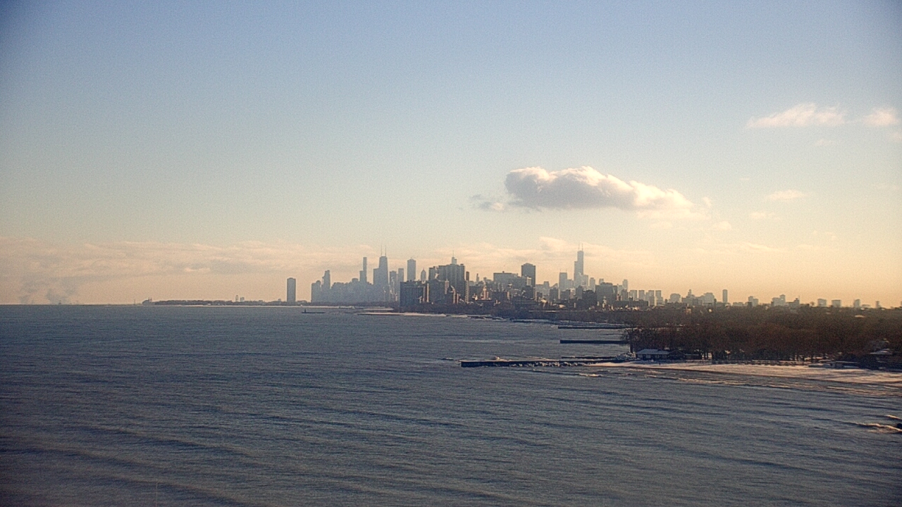 Thumbnail for current weather camera view from Northwestern University in Evanston, Illinois