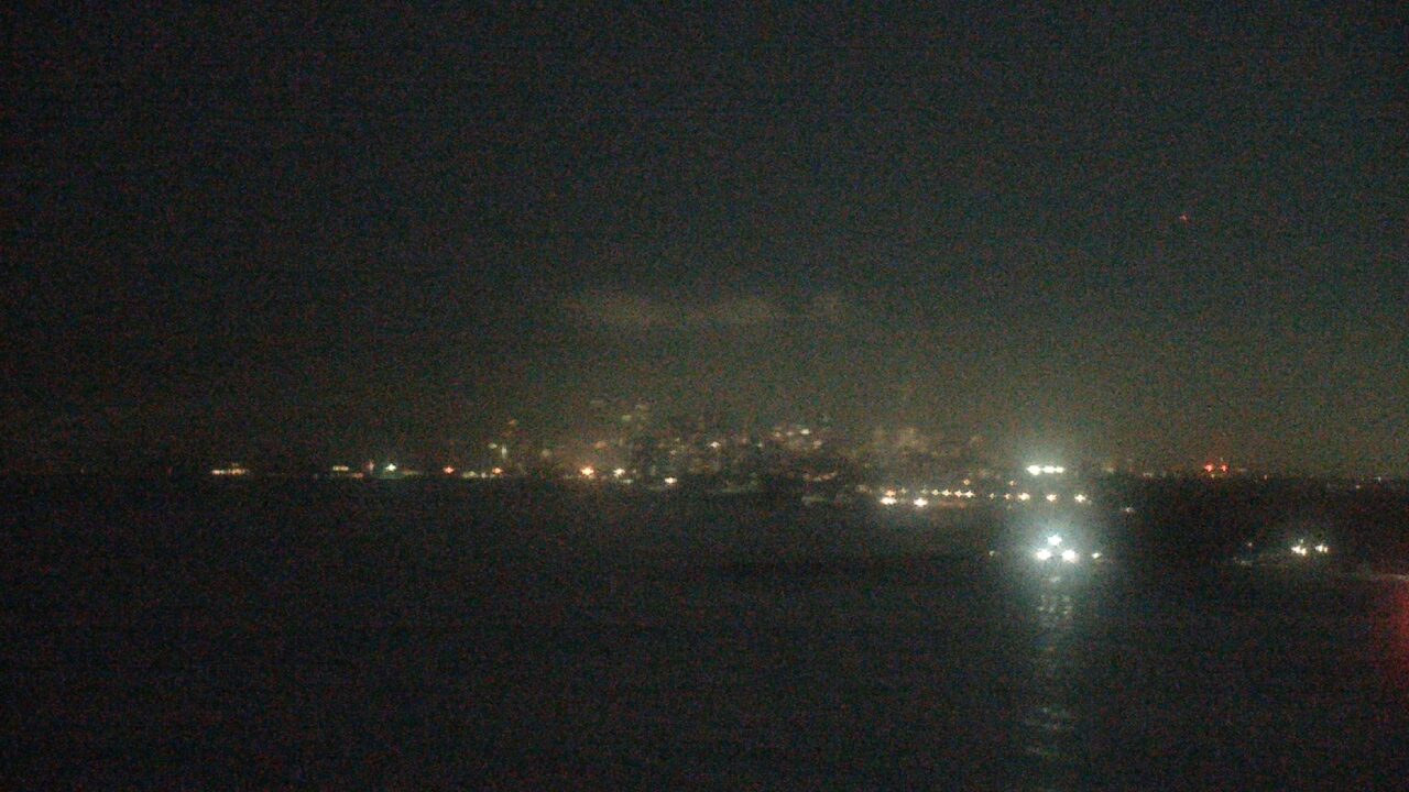 Thumbnail for current weather camera view from Northwestern University in Evanston, Illinois