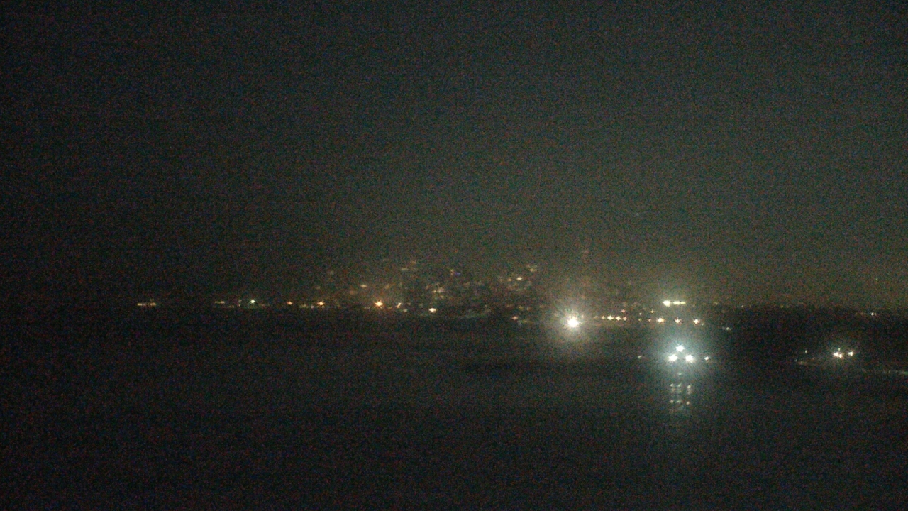 Thumbnail for current weather camera view from Northwestern University in Evanston, Illinois