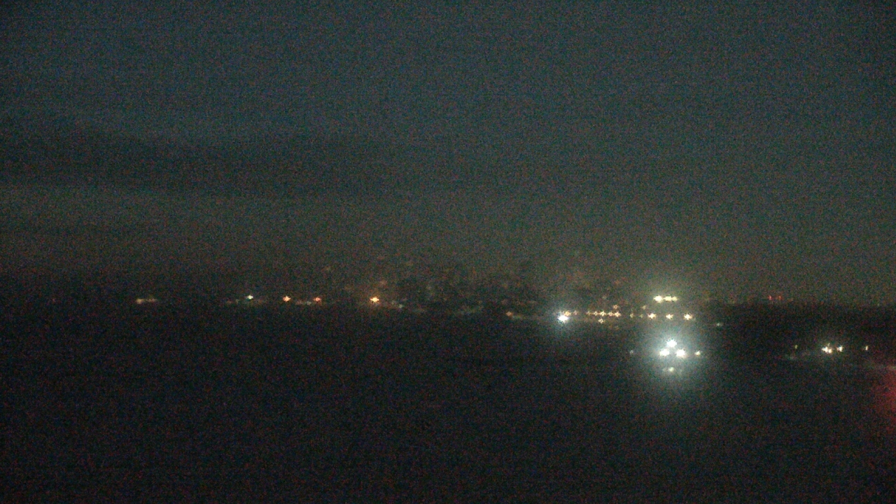 Thumbnail for current weather camera view from Northwestern University in Evanston, Illinois