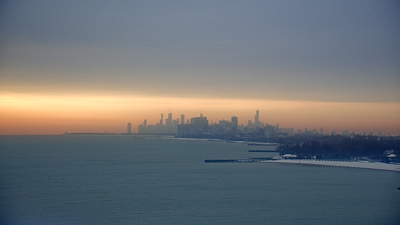 Thumbnail for current weather camera view from Northwestern University in Evanston, Illinois