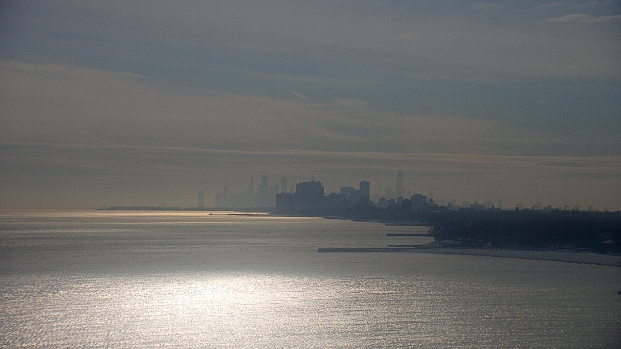 Thumbnail for current weather camera view from Northwestern University in Evanston, Illinois