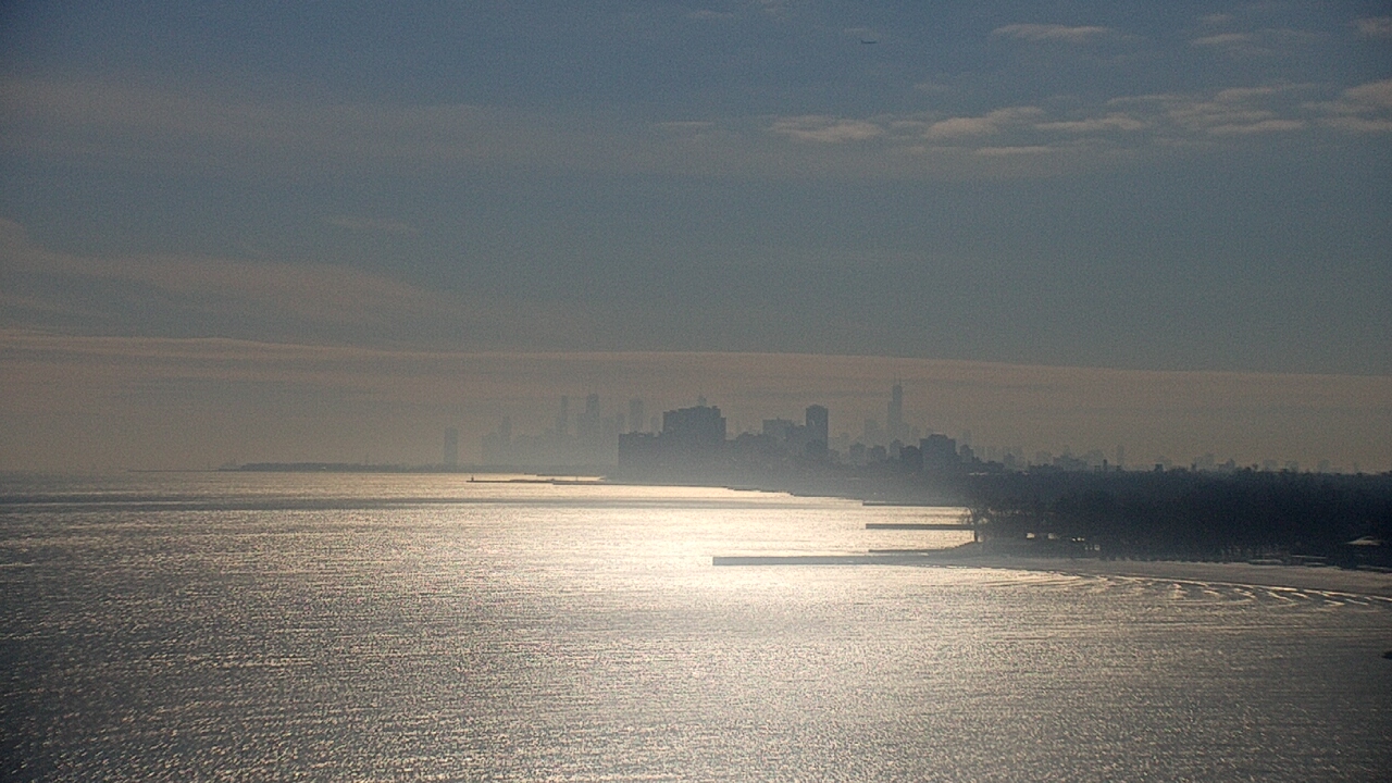 Thumbnail for current weather camera view from Northwestern University in Evanston, Illinois
