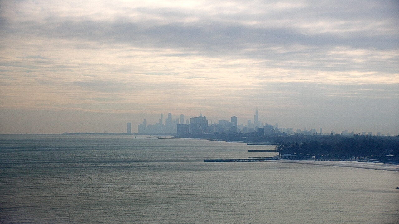 Thumbnail for current weather camera view from Northwestern University in Evanston, Illinois