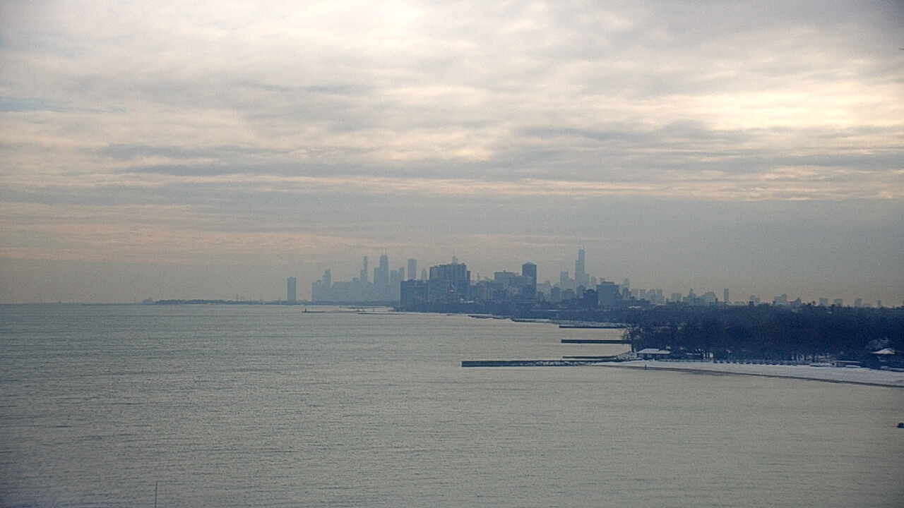 Thumbnail for current weather camera view from Northwestern University in Evanston, Illinois