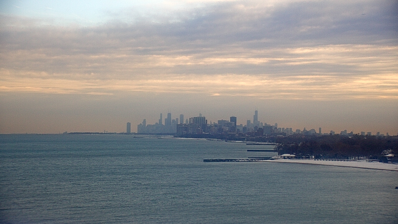 Thumbnail for current weather camera view from Northwestern University in Evanston, Illinois