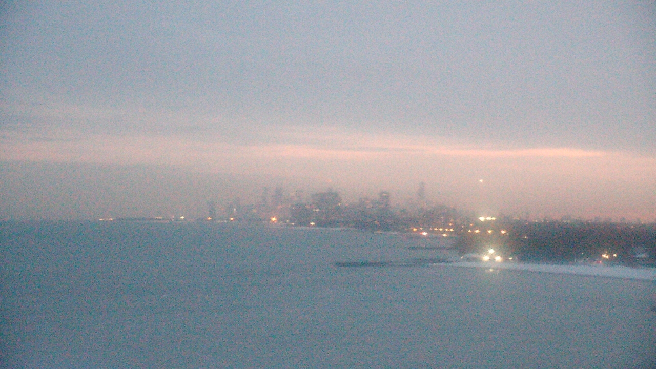 Thumbnail for current weather camera view from Northwestern University in Evanston, Illinois