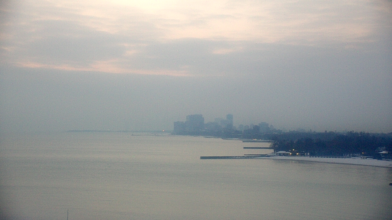 Thumbnail for current weather camera view from Northwestern University in Evanston, Illinois