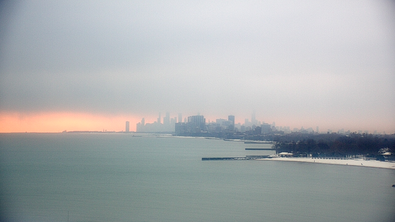 Thumbnail for current weather camera view from Northwestern University in Evanston, Illinois