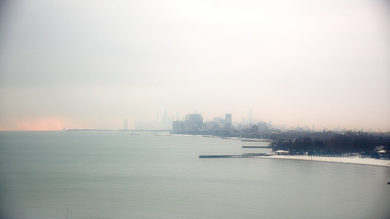 Thumbnail for current weather camera view from Northwestern University in Evanston, Illinois